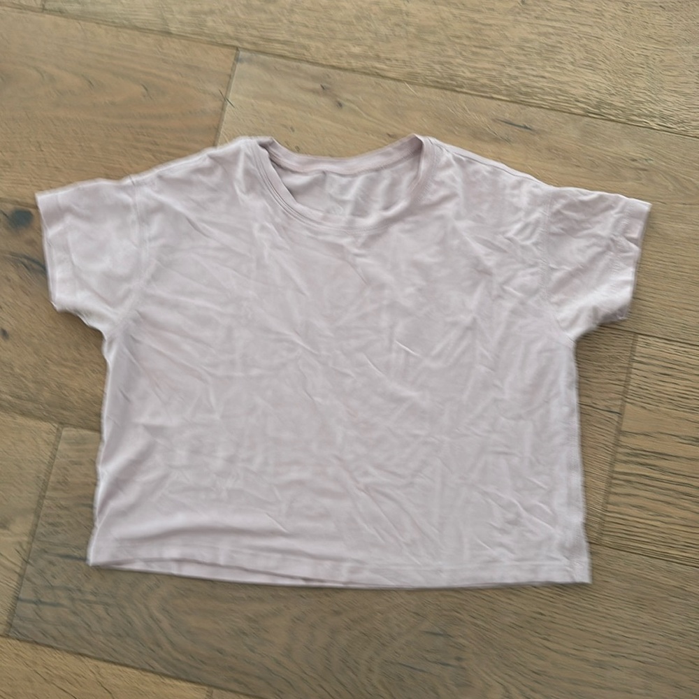 Lululemon crop float top light pink